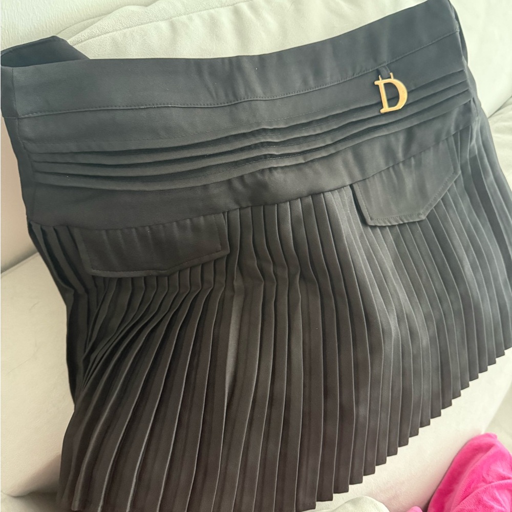 Chic Black Pleated A-Line Skirt